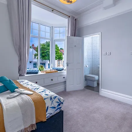 Luxury Serviced Apartment With City Views * Bristol